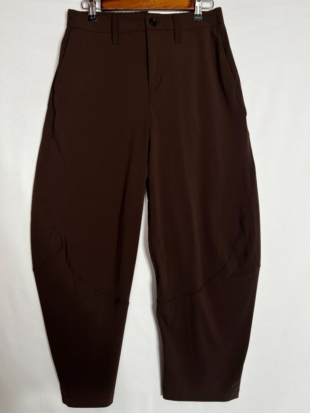 NWOT Ruti On The Loose Work Pants Brown Barrel Leg Elastic Waist Size 8